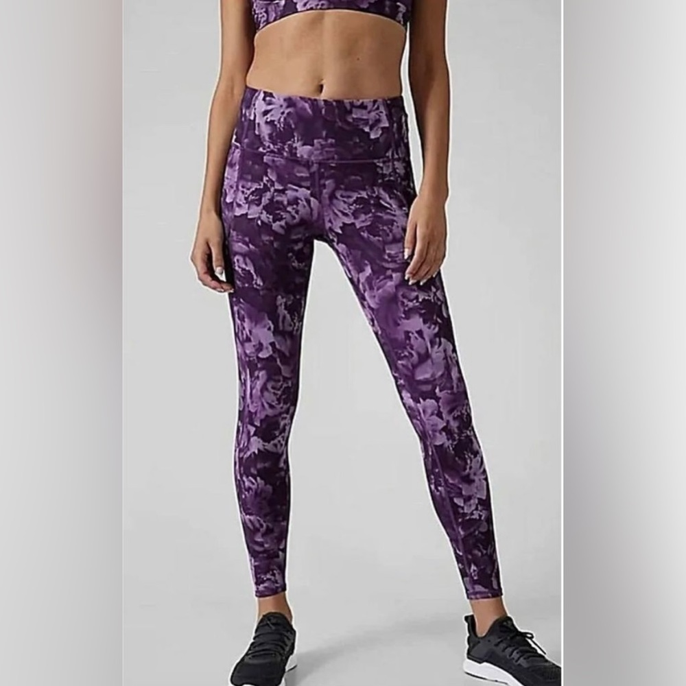 Athleta Rainer Tights Basalt Violet Size XL.